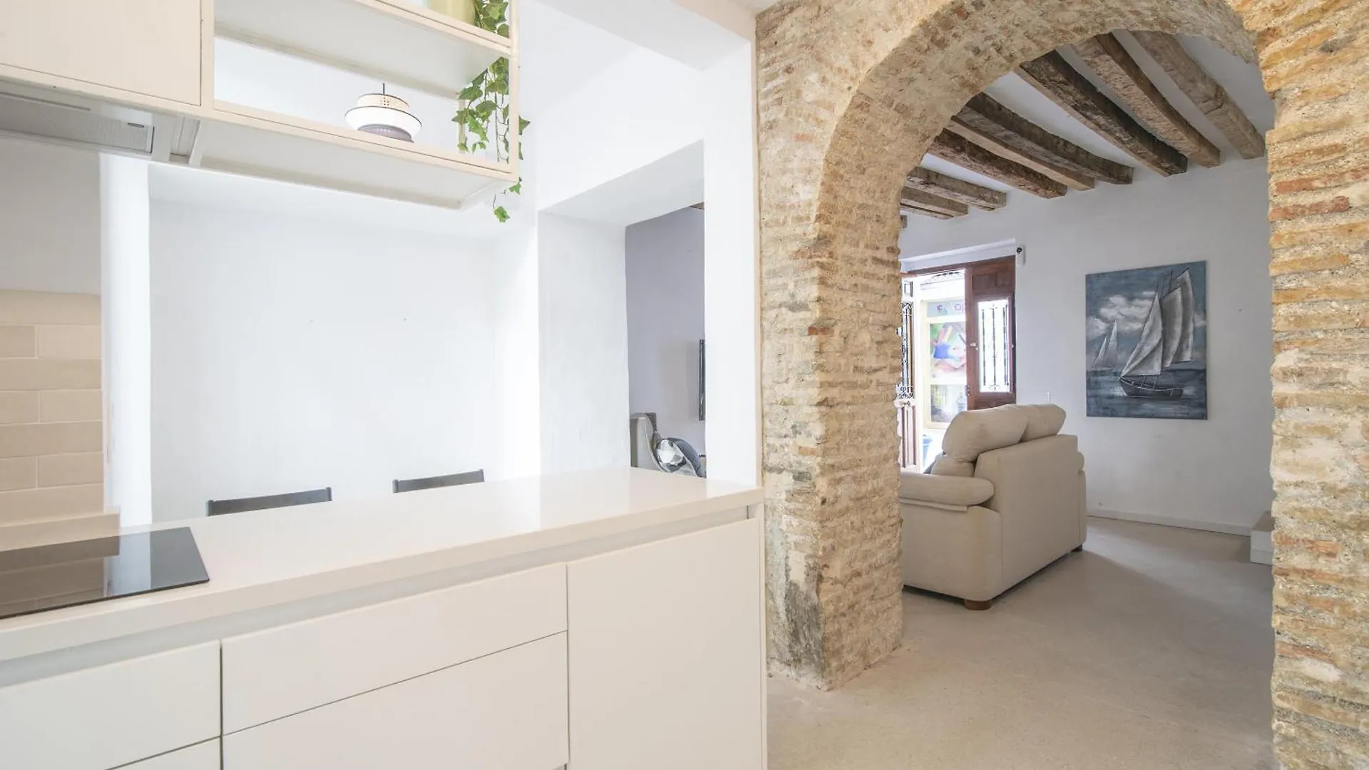 Estepona 2Br Townhouse In Centre Spanien