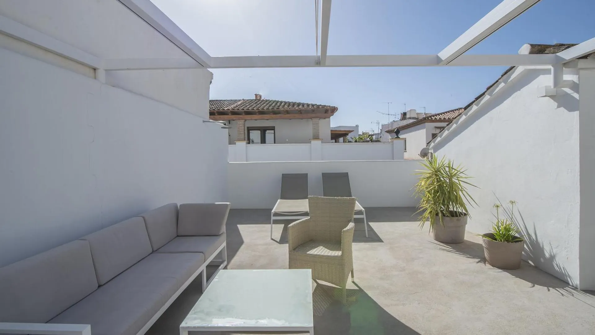 Estepona 2Br Townhouse In Centre Spanien