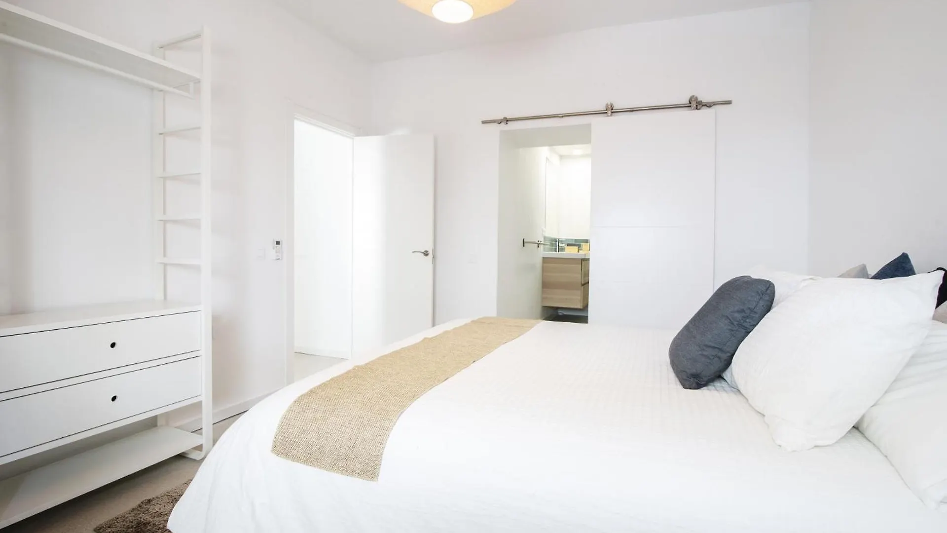 Estepona 2Br Townhouse In Centre Feriehus